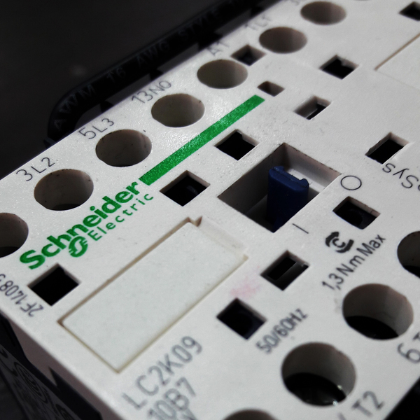 Grande contactor reversible lc2 k091b 2