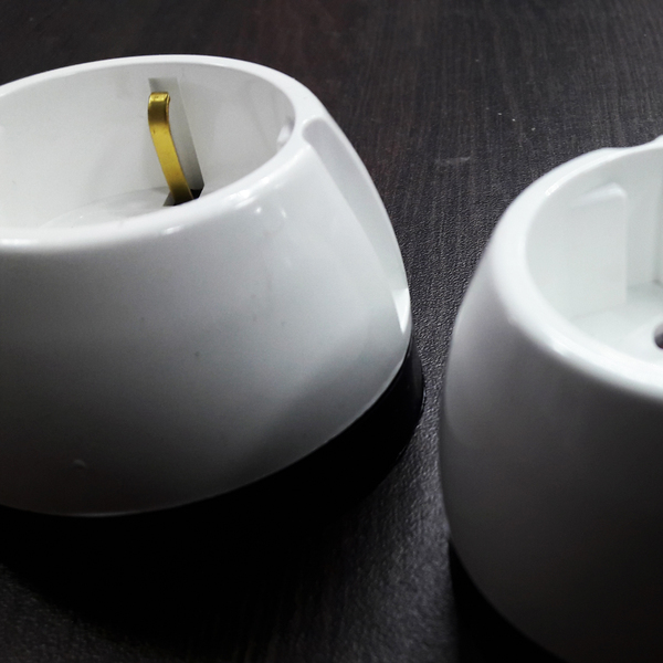 Grande contacto 220v1